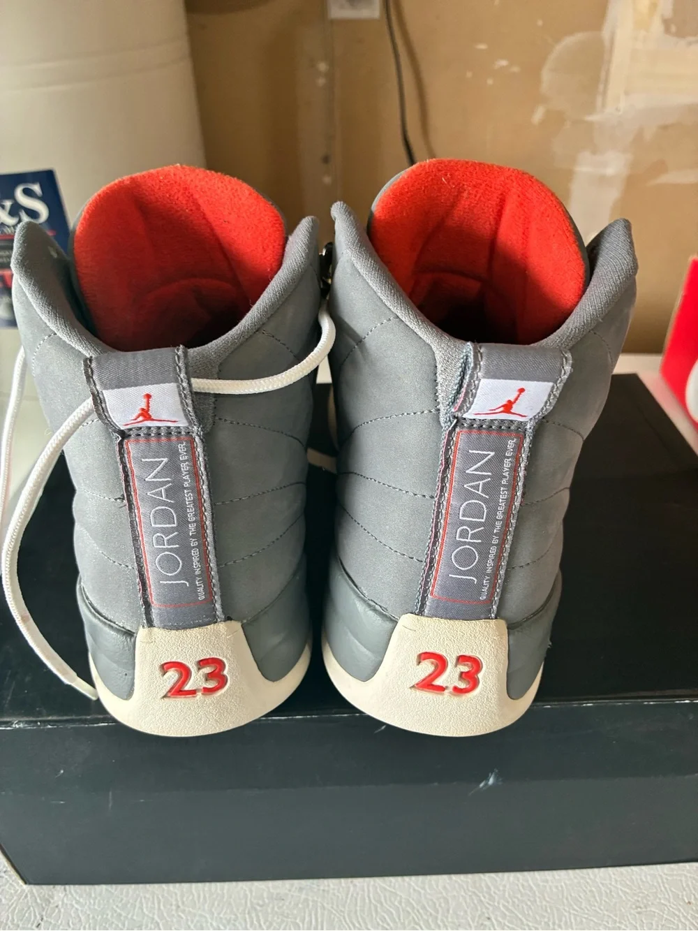Air Jordan 12 Retro Cool Grey Size 8.5 130690-012 Vintage 2012 NDS Small Scuff
